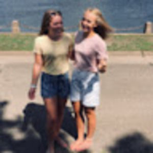 Meet your Posher, Brooke